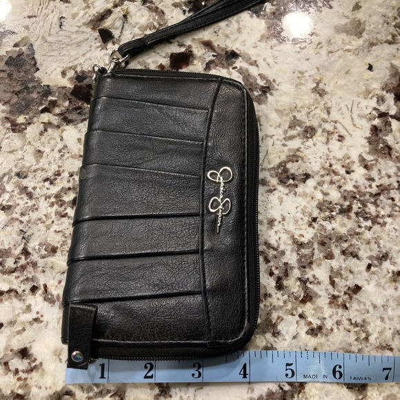 Black clutch/wristlet - Picture 2 of 5